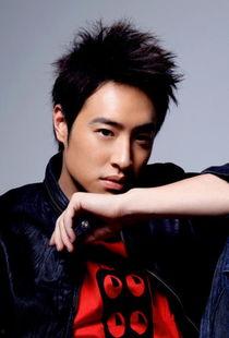 娱乐吃瓜君潘玮柏